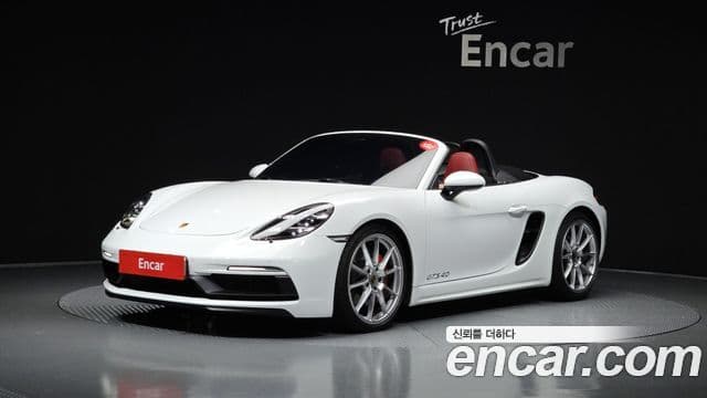 Porsche 718 Boxster 2021 — Фото 1/20