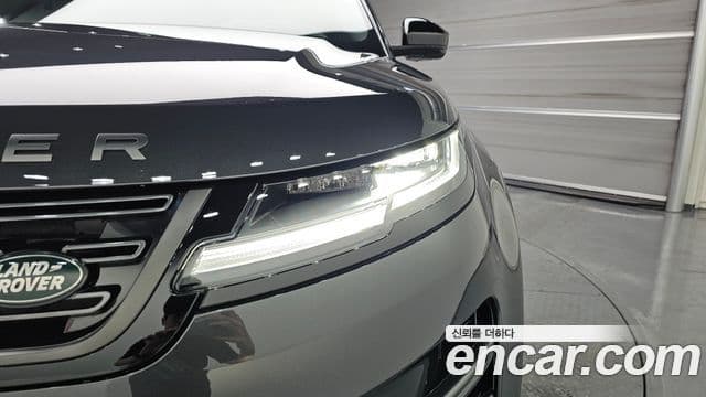 Land Rover Range Rover Evoque 2026 — Фото 17/20