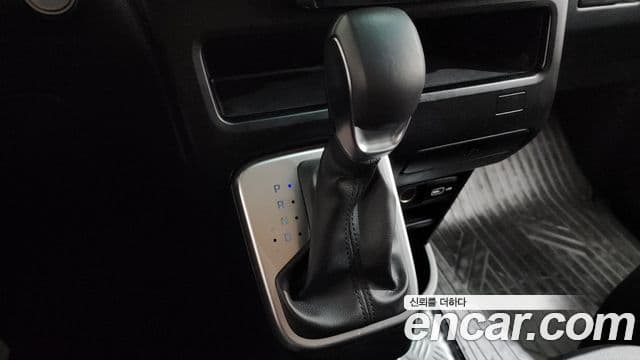 Hyundai Staria 2023 — Şəkil 9/20