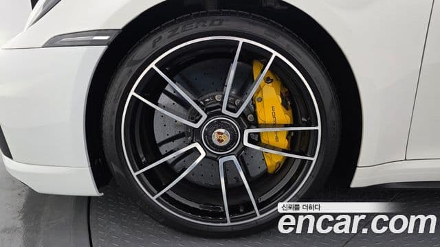 Porsche 911 2023 — Şəkil 5/20