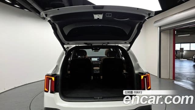 Kia Sorento 2024 — ფოტო 20/20