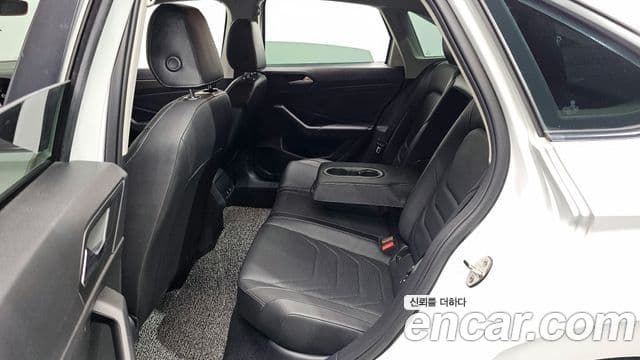 Volkswagen Jetta 2020 — Şəkil 11/20