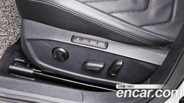 Volkswagen Jetta 2020 — Şəkil 17/20