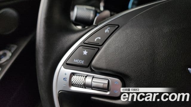 Genesis Electrified G80 2021 — ფოტო 15/20