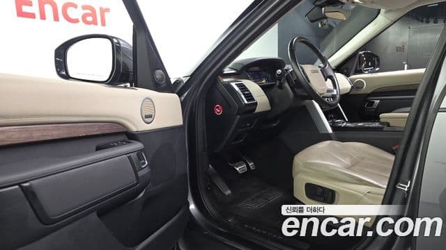 Land Rover Discovery 5 2019 — ფოტო 10/20