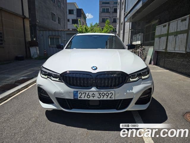 BMW 3 Series 2021 — ფოტო 2/20