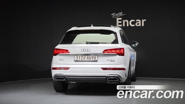 Audi Q5 2024 — ფოტო 4/20