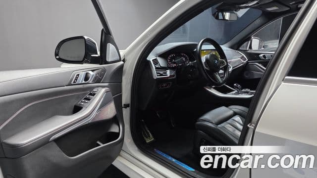 BMW X5 2021 — Şəkil 9/20