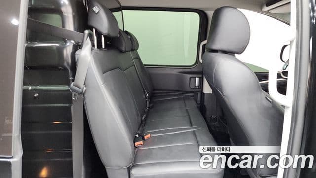 Hyundai Staria 2023 — Şəkil 11/20