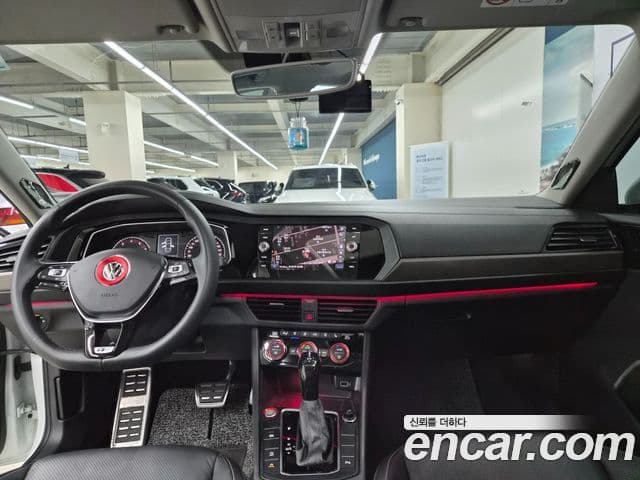 Volkswagen Jetta 2020 — Şəkil 10/20
