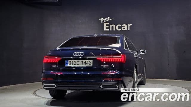 Audi A6 2021 — ფოტო 4/20
