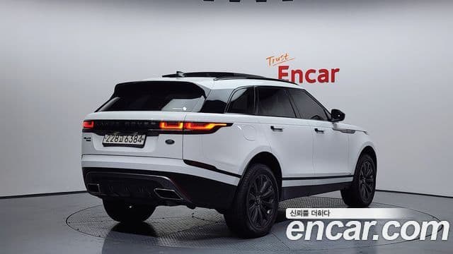 Land Rover Range Rover Velar 2019 — Фото 2/20