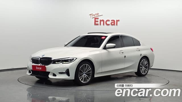 BMW 3 Series 2021 — Şəkil 9/20