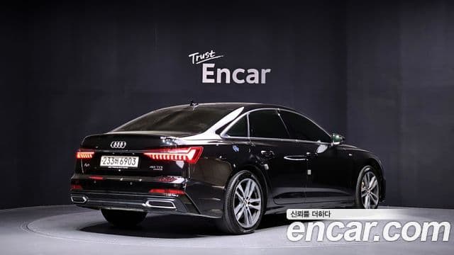 Audi A6 2020 — Фото 1/20