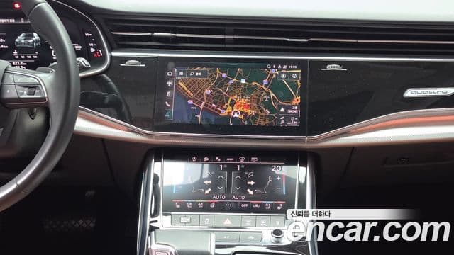 Audi Q7 2022 — Фото 19/20
