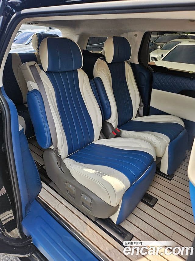 Kia Carnival 2021 — Şəkil 11/19