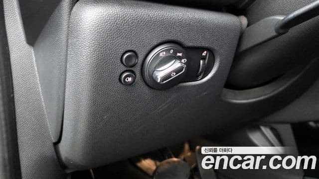 Mini Cooper 2021 — Фото 16/20