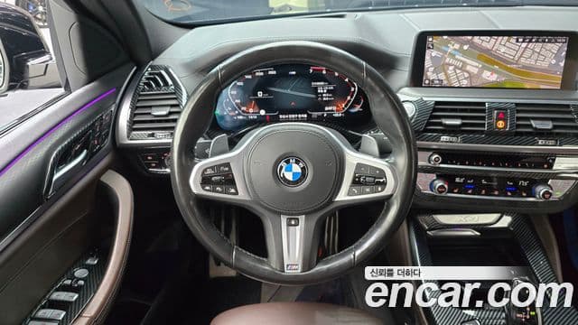 BMW X4 2021 — Фото 12/20