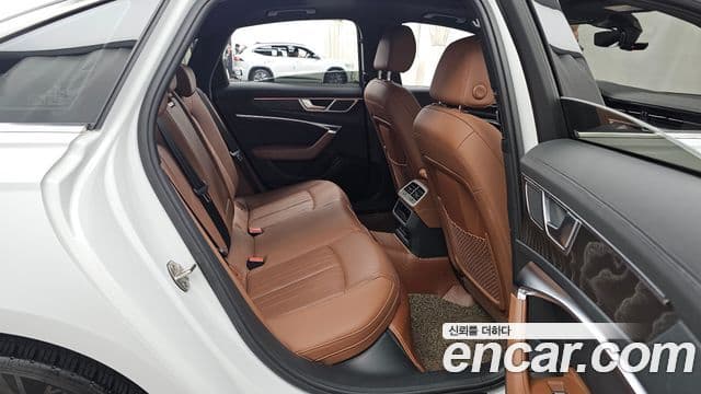 Audi A6 2023 — Şəkil 12/20