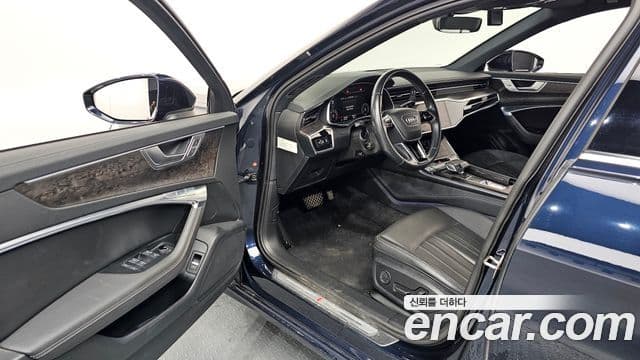 Audi A6 2020 — ფოტო 10/20