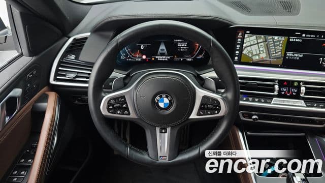 BMW X6 2022 — Фото 14/20