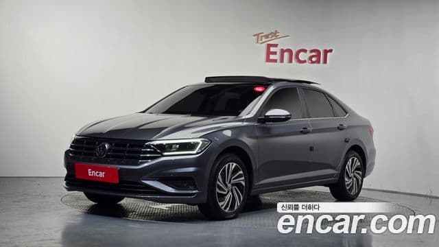 Volkswagen Jetta 2021 — Şəkil 10/20