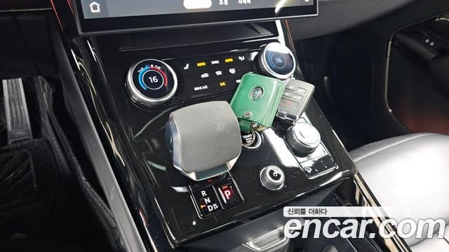 Land Rover Range Rover Sport 2023 — Фото 9/20