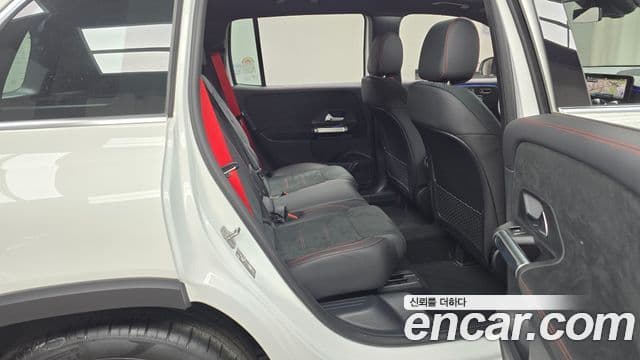 Mercedes-Benz GLB-Class 2025 — ფოტო 12/20