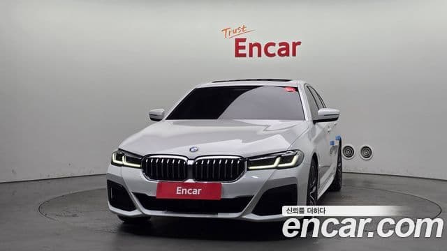 BMW 5 Series 2023 — ფოტო 3/20