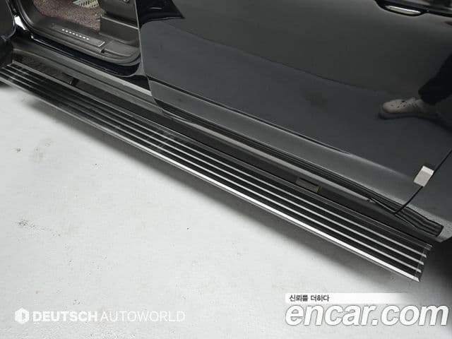 Cadillac Escalade 2023 — Şəkil 17/20