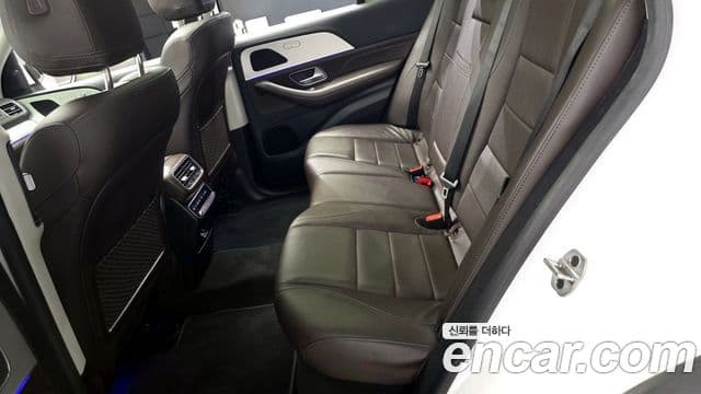 Mercedes-Benz GLE-Class 2021 — ფოტო 12/20
