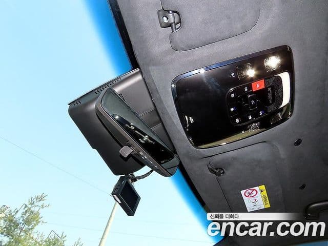 Genesis GV80 Coupe 2025 — Фото 14/19