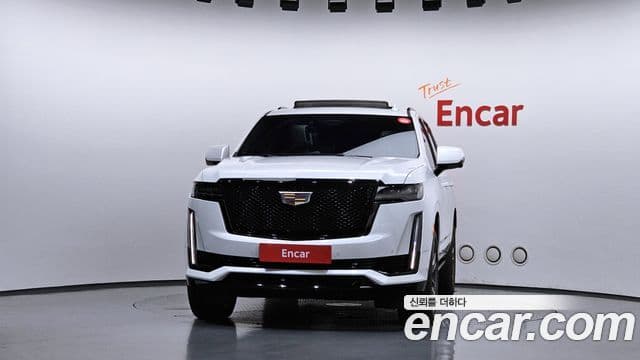 Cadillac Escalade 2023 — Фото 3/20