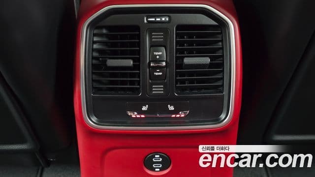 Porsche Macan 2024 — Şəkil 19/20