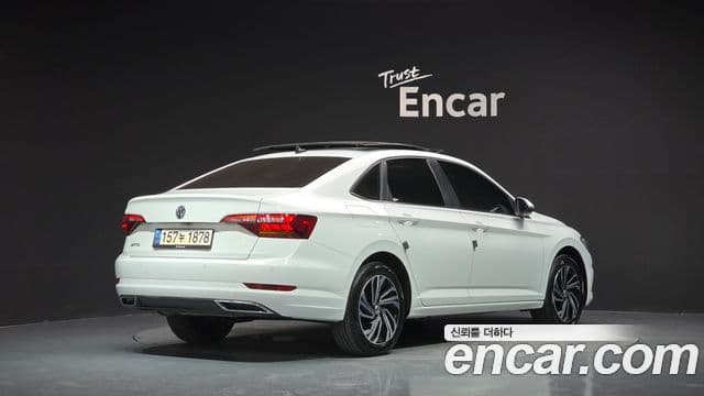 Volkswagen Jetta 2021 — Şəkil 2/20
