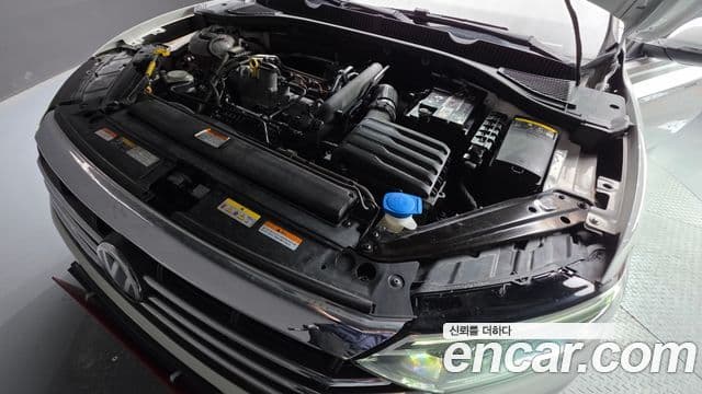 Volkswagen Jetta 2021 — Şəkil 6/20