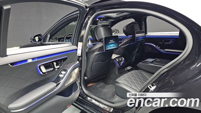 Mercedes-Benz S-Class 2023 — ფოტო 11/20