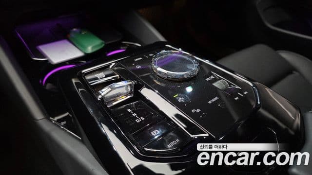 BMW 5 Series 2024 — ფოტო 9/20