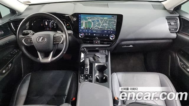 Lexus NX350h 2022 — ფოტო 7/20