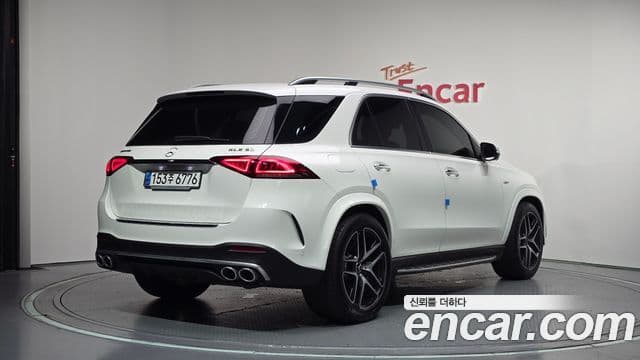 Mercedes-Benz GLE-Class 2023 — Фото 2/20