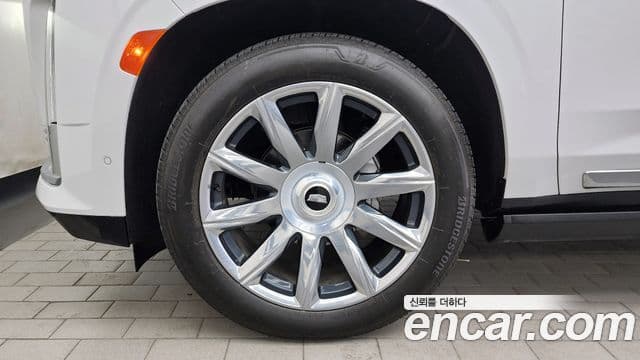 Cadillac Escalade 2023 — Şəkil 5/20
