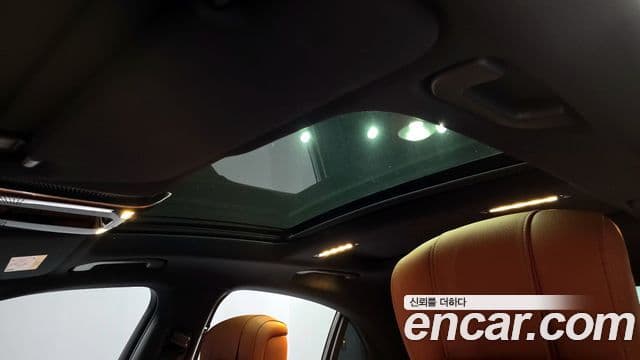 Mercedes-Benz S-Class 2024 — ფოტო 19/20