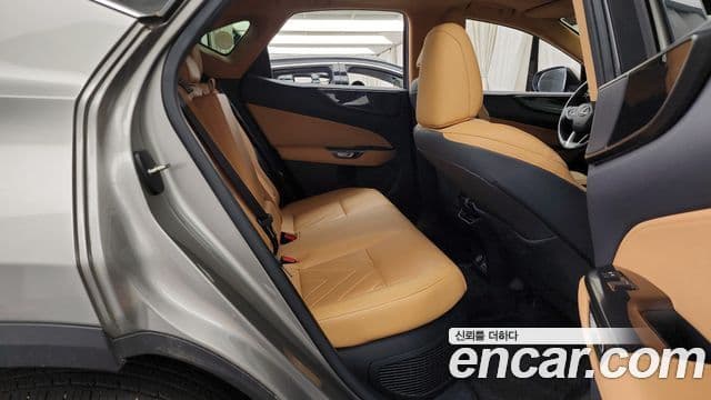 Lexus NX350h 2023 — Şəkil 12/20