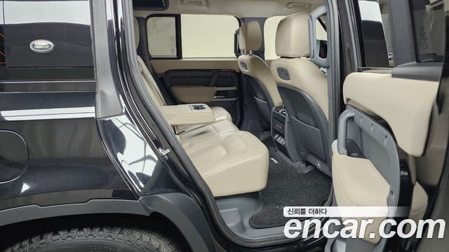 Land Rover Defender 2022 — ფოტო 12/20