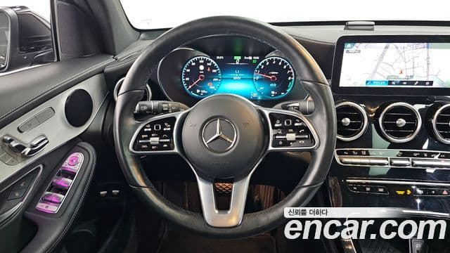 Mercedes-Benz GLC-Class 2021 — ფოტო 13/20