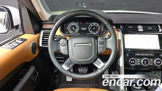 Land Rover Discovery 5 2018 — Фото 12/20