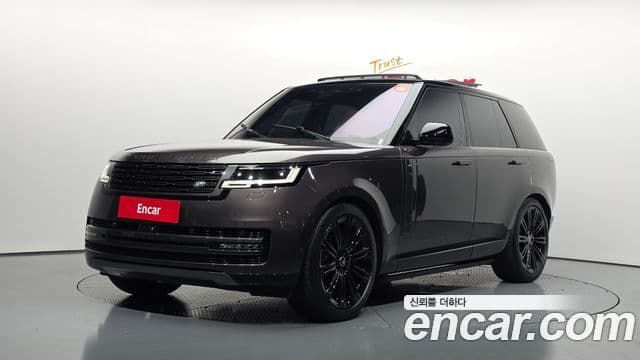 Land Rover Range Rover 2023 — Фото 1/20