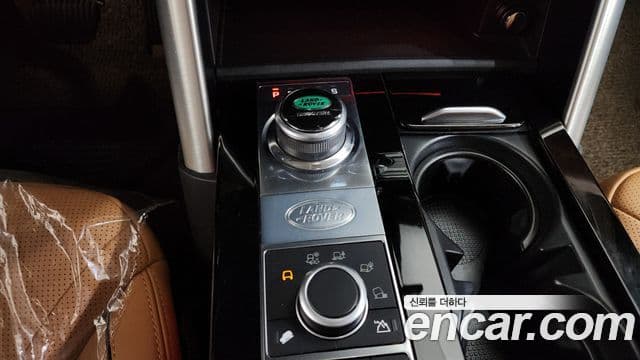 Land Rover Discovery 5 2018 — Фото 9/20
