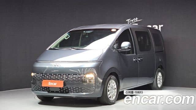 Hyundai Staria, 2022