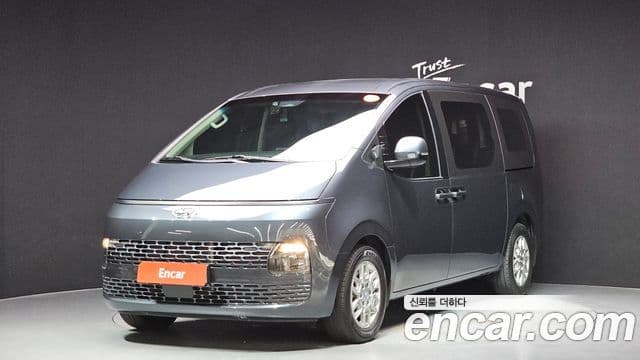 Hyundai Staria 2022 — ფოტო 1/20
